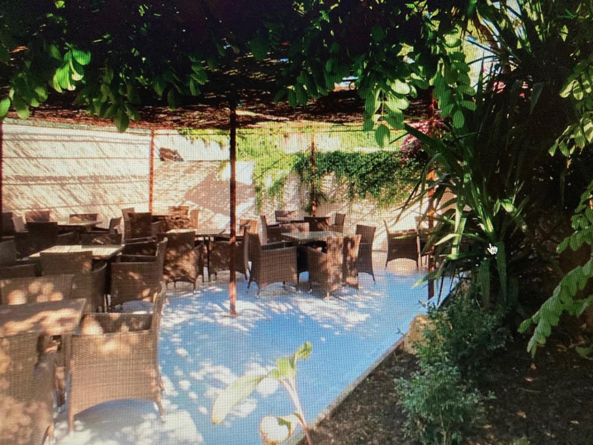 Auberge Sainte Marguerite La Garde  Exterior foto